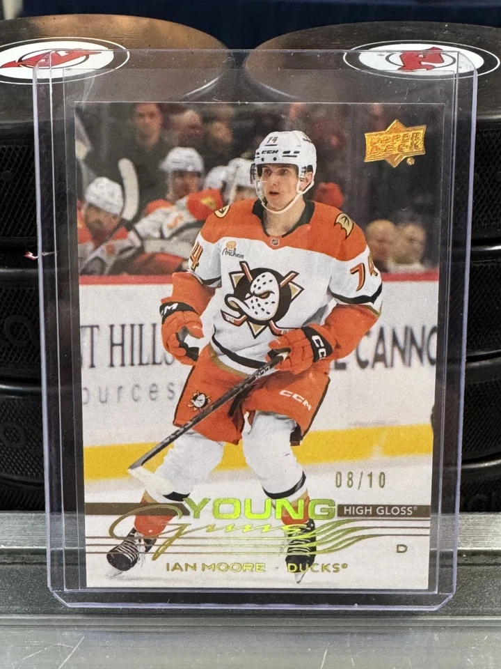 IAN MOORE - Anaheim Ducks - 25/26 HIGH GLOSS YOUNG GUNS /10 - Image 1 of 4