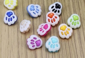 Pkg of 20 PAW PRINT Plastic SHANK Buttons 1/2" (12mm) Craft Scrapbook (3166) - Picture 1 of 3