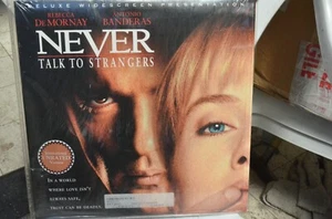 NEVER TALK TO STRANGERS -De Mornay-Banderas-NTSC 9 Pays FREE Mondial Relay Point - Photo 1/2