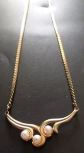 Vintage V Neck Shape Faux Pearl Necklace Gold Tone 15" Signed I.S. - Picture 1 of 6