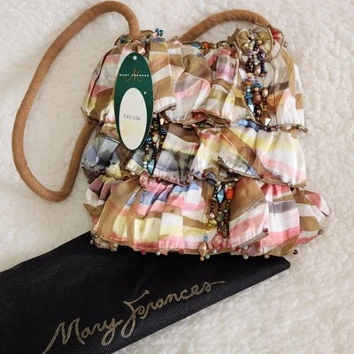 De colección. Bolso de hombro Mary Frances 3 niveles rosa, dorado, amarillo con volantes y cuentas etiqueta nueva Foto 1 de 4