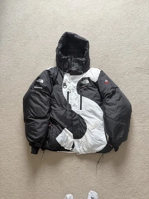 chaqueta supreme north face xl Foto 1 de 4