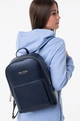 Mochila Damas Tommy Hilfiger Icónica Azul Marino Logo Dorado 9 13/16x13 Foto 1 de 4