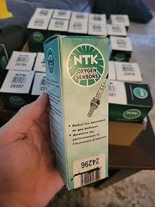NEW SEALED REAL Genuine NTK 24296 Oxygen Sensor O2 A/F Air/Fuel NGK - Bild 1 von 2