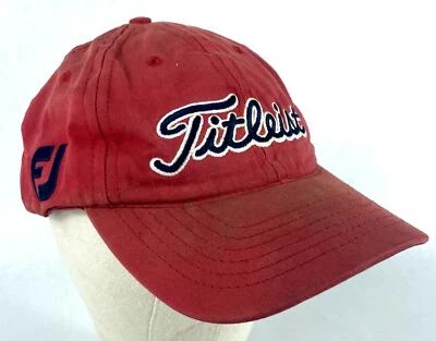Sombrero ajustable FootJoy FJ Titleist rojo con letras azules Foto 1 de 4
