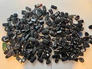 LARGE LOT OF KEY FOBS OEM AND AFTERMARKET LOT UNTESTED LARGE BOX FILLED 22 - Picture 1 of 4