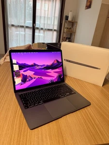 Apple MacBook Air Retina 2020 (13", i5 1.1GHz, 512GB, 8GB RAM) - Zdjęcie 1 z 7