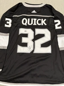 BECKETT COA JONATHAN QUICK Signed Autographed Los Angeles Kings Hockey Jersey - Picture 1 of 2