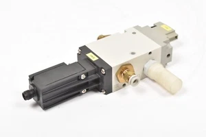SMC VP742R OMRON D4N-9B31 - Magnetventil Endschalter - 24VDC - gebraucht - Bild 1 von 5