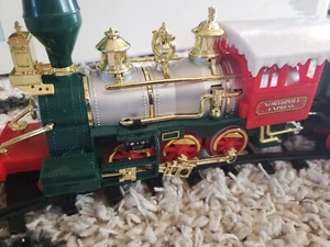 North Pole Holiday Express Christmas Animated Musical Train Set 1999 Toy State - Picture 1 of 24