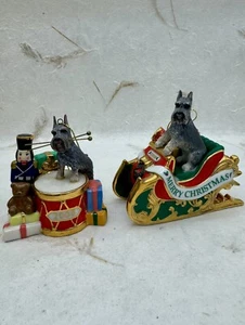 Danbury Mint Miniature Schnauzer Dog Ornaments SANTA'S HELPER & DRUMMER 2006/08 - Picture 1 of 18