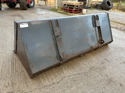 AtoZ FABRICATIONS FRONT TELEHANDLER BUCKET 7FT 9 (1.09M3) ON SANDERSON BRACKETS - Image 1 of 4