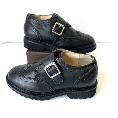 Kenneth Cole Wing Brad-T Hebilla Vestido Negro Zapatos Niños Pequeños Talla 9 Cuero NUEVO Foto 1 de 4