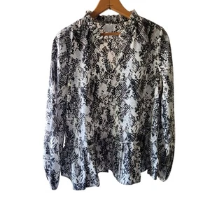 Womens Top Black & White Snakeskin Print Ruffles Drop Waist Top SZ Small Mud Pie - Picture 1 of 5