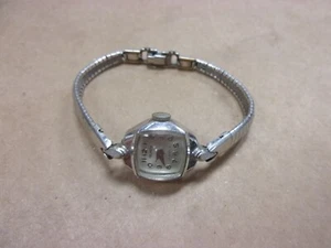 Vtg Buren 17 Jewels Silver Tone Dainty Manual Wind Up Mechanical Wrist Watch Old - Picture 1 of 10