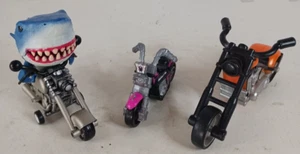 Adventure Force Shark on Motorcycle Friction Vehicle + Sonic Chopper + Onward - Picture 1 of 17