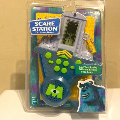 Электронная игра Hasbro Milton Bradley Disney Pixar Monsters Inc Scare Station - Изображение 1 из 4