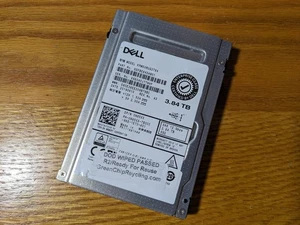 Dell 3.84TB Toshiba Kioxia KPM5XRUG3T84 2.5" SAS SSD 12Gb/s 0N85XX 75-79% Health - Afbeelding 1 van 8
