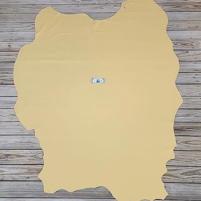 Remanente de tapicería de cuero amarillo parcial de piel de vaca de alta calidad L48 Foto 1 de 4