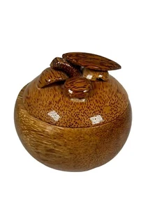 Plato de baratija de manzana tallado vintage de madera de coco - Imagen 1 de 8