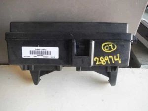 07 08 09 10 JEEP COMMANDER FUSE RELAY BOX JUNCTION CENTER 4692109AC - Picture 1 of 12