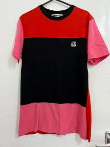 Men's Alexander McQueen T-Shirt Black Red Pink Size Small - Picture 1 of 6
