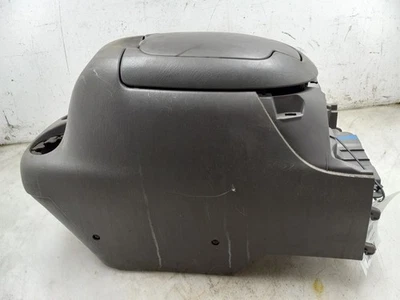 01 02 03 04 05 06 07 TOYOTA SEQUOIA LIMITED CENTER CONSOLE FLOOR NO REAR AUDIO - Image 1 of 4
