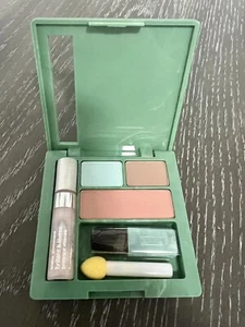Clinique Makeup Palette Island Breeze Eye Shadow Mocha Pink Blusher Whisper Lip - Picture 1 of 7