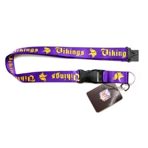 Minnesota VIkings Schlüsselband Schlüsselanhänger 2-seitig alte englische Schrift Design NFL lizenziert - Bild 1 von 2