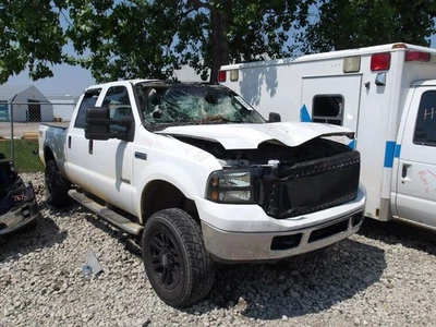 Fuse Box Engine Fits 05-07 FORD F250SD PICKUP 2111937 - Image 1 of 4