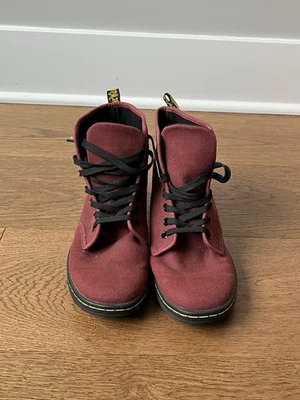 Dr. Martens Women’s Size 7 Maroon Red Shoreditch Air Wair High Top Lace Up Boots - Image 1 of 4