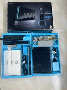 Nintendo Wii In Box Black Console RVL-001 No Game Disks - Picture 1 of 12