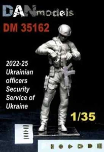 Dan Models 35162 1/35 Ukrainische Offiziere Sicherheitsdienst der Ukraine 2022-25 - Bild 1 von 5