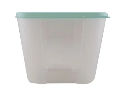 Tupperware Green Freezermates Deep Pocket Plastic Storage Keeper Container 990ml - Image 1 of 4