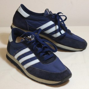 adidas blue stripe shoes