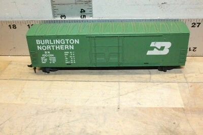 Tyco  HO Scale Burlington Northern BN 100024 Freight Box Car - Image 1 of 4