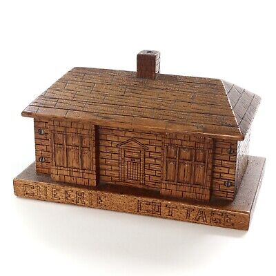 An Antique 19th Century Naive Folk Art Trinket Box ‘Cheerie Cottage’ Gold Charm. • 332.59£