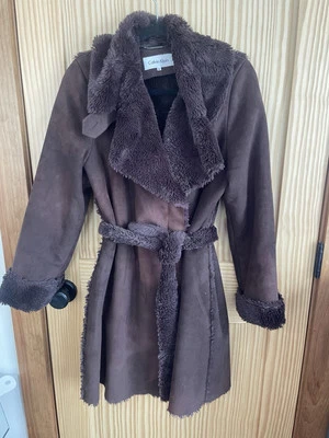 Abrigo largo de gamuza para mujer Calvin Klein marrón liso de piel sintética talla M pesado Foto 1 de 4