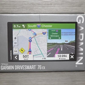 Garmin DriveSmart 76 EX 7 inch Car GPS Navigator Traffic & High-Resolution Maps - Picture 1 of 7