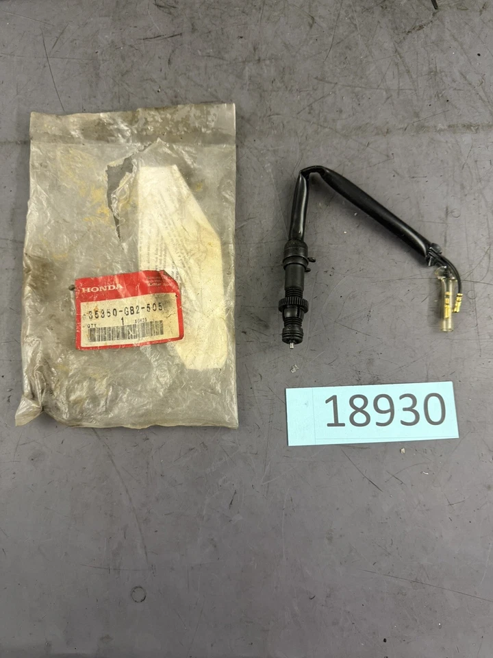 Interruptor de luz de freno Honda 35350-GB2-505 C70 CT70 CT90 CT110 CB750 Foto 1 de 1