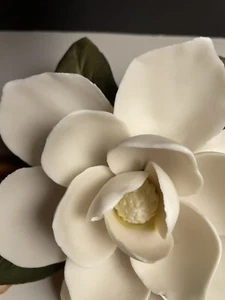 Magnolia Flower Figurine 10 X 7  porcelain - Picture 1 of 7
