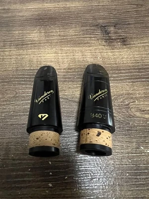 Vandoren Clarinet Mouthpiece B40 Lier and BD5 Set - Image 1 of 3