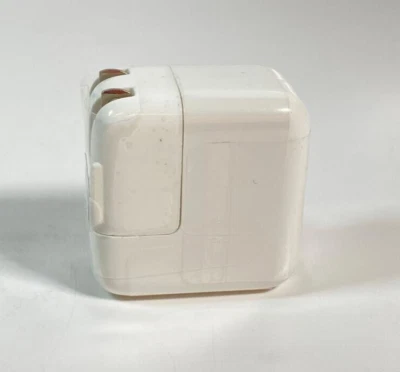 Apple iPhone Charger 607-2804 USB Power Adapter - White - Image 1 of 4