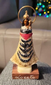 Santísima Virgen de Loreto Piel Oscura Rostro Virgen y Niño Italia 4 3/4" Alto De Colección - Imagen 1 de 7