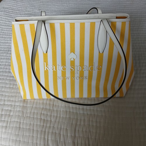 Borsa Kate Spade New York Street gialla bianca a righe tela pelle nuova senza etichette