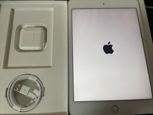 Apple iPad mini 5th Gen A2133 64GB Wi-Fi 7.9in Space Gray 90% Battery Health - Picture 1 of 20
