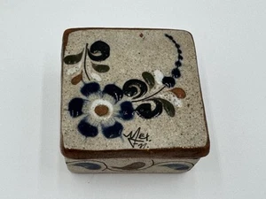 "Caja baratija cerámica MET firmada a mano cerámica 2,5"" de colección Tonala México" - Imagen 1 de 7