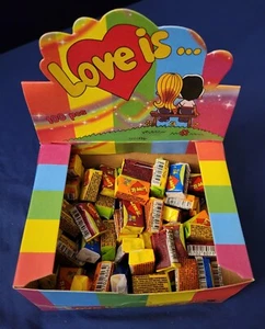 LOVE IS bubble gum 5 pcs - Picture 1 of 2