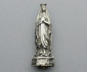Antigua estatua religiosa francesa de plata. Santa Virgen María, Nuestra Señora de Lourdes. - Imagen 1 de 8