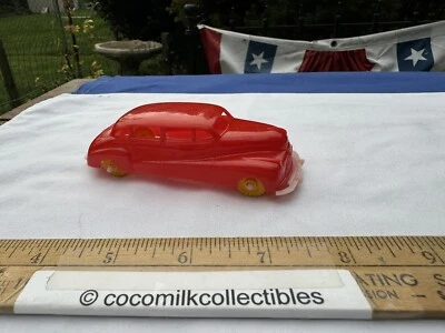 Винтажный 1950-х литой жесткий пластиковый баннер игрушки 1948 DeSoto 4 двери седан красный изящный - Изображение 1 из 4